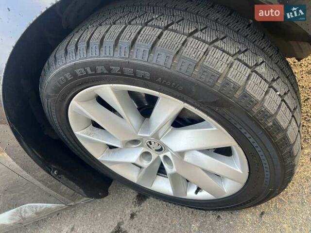 Черный Шкода Суперб, объемом двигателя 1.97 л и пробегом 251 тыс. км за 16800 $, фото 8 на Automoto.ua