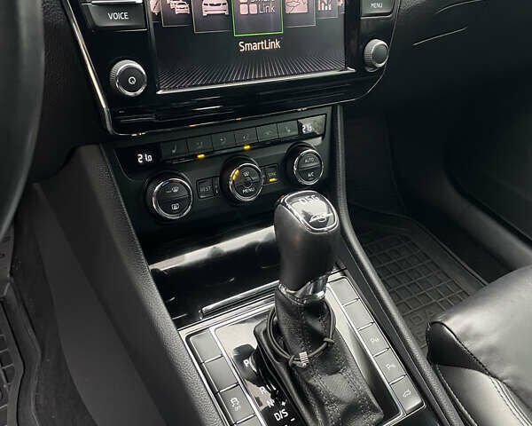 Черный Шкода Суперб, объемом двигателя 1.97 л и пробегом 218 тыс. км за 22500 $, фото 23 на Automoto.ua