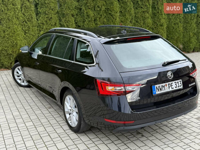 Шкода Суперб 2017 у Самборе на Automoto.ua Чорний Шкода Суперб, об'ємом двигуна 2 л та пробігом 244 тис. км за 13500 $, фото 19 на Automoto.ua