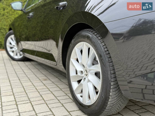 Шкода Суперб 2017 у Самборе на Automoto.ua Чорний Шкода Суперб, об'ємом двигуна 2 л та пробігом 244 тис. км за 13500 $, фото 20 на Automoto.ua