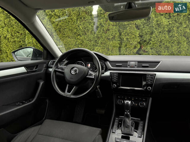 Шкода Суперб 2017 у Самборе на Automoto.ua Чорний Шкода Суперб, об'ємом двигуна 2 л та пробігом 244 тис. км за 13500 $, фото 40 на Automoto.ua