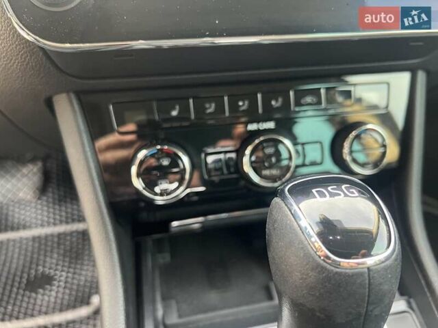 Черный Шкода Суперб, объемом двигателя 1.97 л и пробегом 251 тыс. км за 16800 $, фото 12 на Automoto.ua