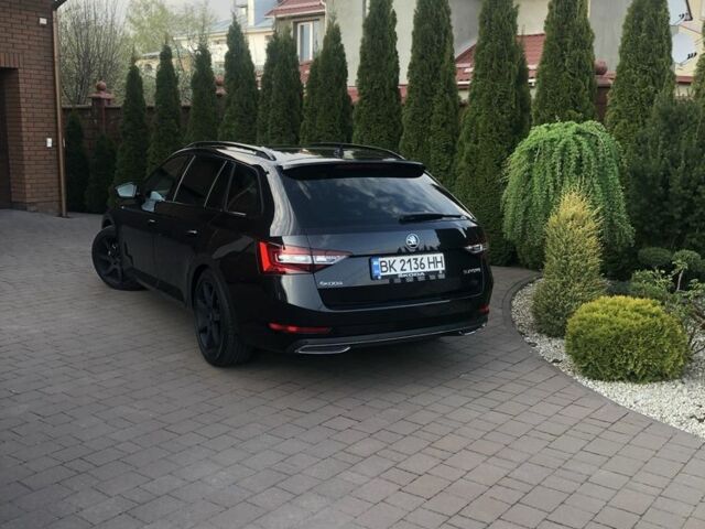 Черный Шкода Суперб, объемом двигателя 2 л и пробегом 240 тыс. км за 20999 $, фото 2 на Automoto.ua
