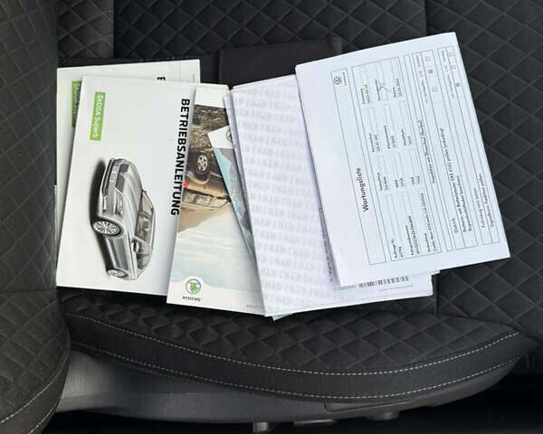 Черный Шкода Суперб, объемом двигателя 2 л и пробегом 252 тыс. км за 16999 $, фото 43 на Automoto.ua