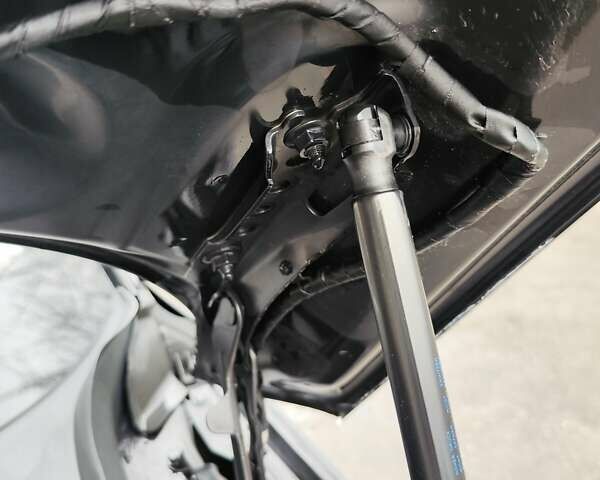 Черный Шкода Суперб, объемом двигателя 1.97 л и пробегом 215 тыс. км за 17000 $, фото 28 на Automoto.ua