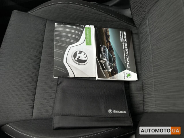 Черный Шкода Суперб, объемом двигателя 1.8 л и пробегом 153 тыс. км за 16700 $, фото 2 на Automoto.ua