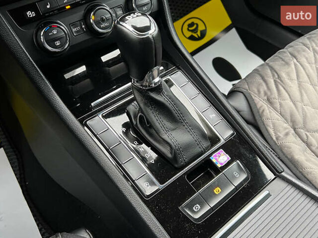 Черный Шкода Суперб, объемом двигателя 1.97 л и пробегом 280 тыс. км за 16700 $, фото 17 на Automoto.ua