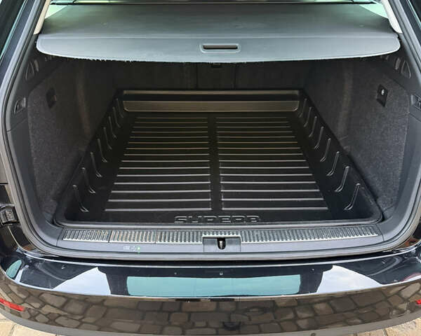 Черный Шкода Суперб, объемом двигателя 2 л и пробегом 252 тыс. км за 16999 $, фото 30 на Automoto.ua