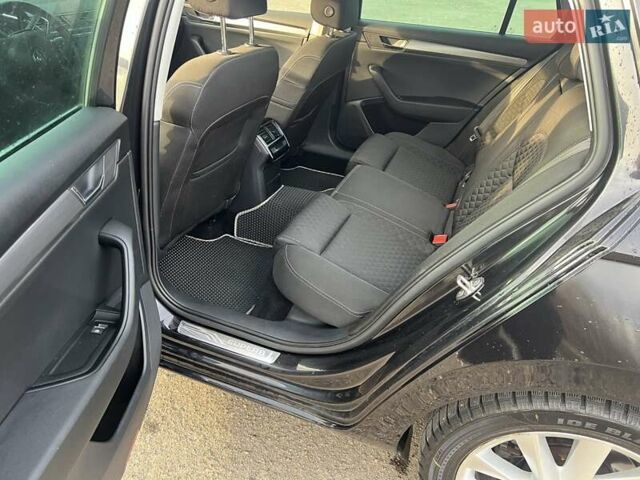 Черный Шкода Суперб, объемом двигателя 1.97 л и пробегом 251 тыс. км за 16800 $, фото 16 на Automoto.ua