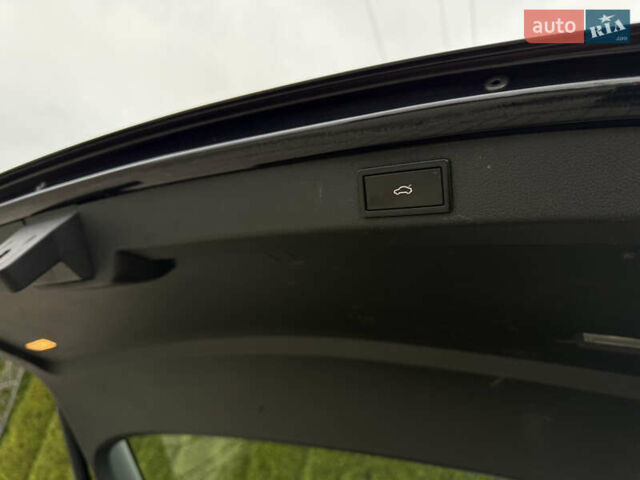 Шкода Суперб 2017 у Самборе на Automoto.ua Чорний Шкода Суперб, об'ємом двигуна 2 л та пробігом 244 тис. км за 13500 $, фото 48 на Automoto.ua