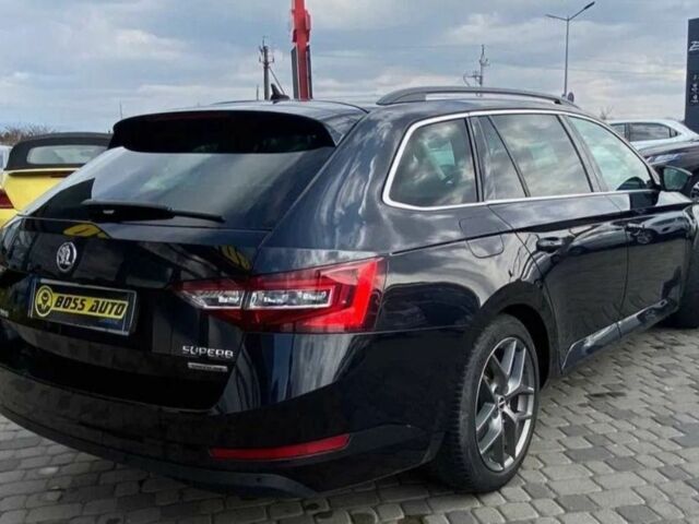 Черный Шкода Суперб, объемом двигателя 1.6 л и пробегом 259 тыс. км за 16073 $, фото 4 на Automoto.ua