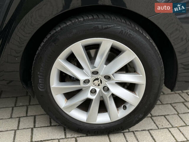 Шкода Суперб 2017 у Самборе на Automoto.ua Чорний Шкода Суперб, об'ємом двигуна 2 л та пробігом 244 тис. км за 13500 $, фото 36 на Automoto.ua