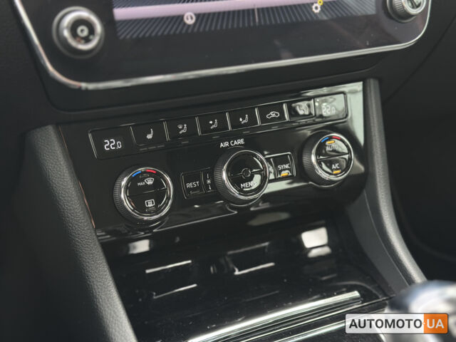 Черный Шкода Суперб, объемом двигателя 1.8 л и пробегом 153 тыс. км за 16900 $, фото 6 на Automoto.ua