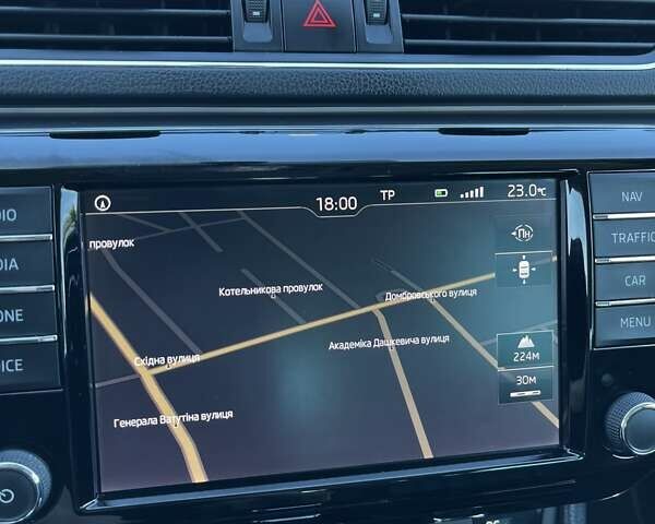 Черный Шкода Суперб, объемом двигателя 1.97 л и пробегом 262 тыс. км за 17000 $, фото 55 на Automoto.ua