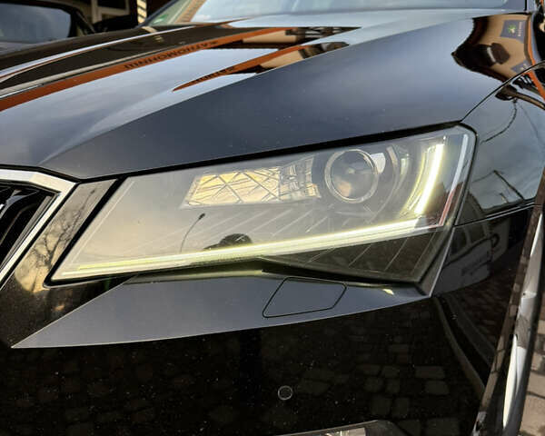 Черный Шкода Суперб, объемом двигателя 2 л и пробегом 252 тыс. км за 16999 $, фото 38 на Automoto.ua