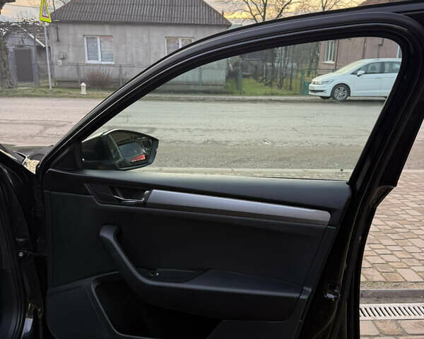 Черный Шкода Суперб, объемом двигателя 2 л и пробегом 252 тыс. км за 16999 $, фото 31 на Automoto.ua