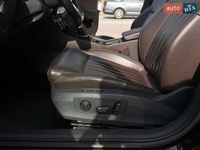 Черный Шкода Суперб, объемом двигателя 1.97 л и пробегом 267 тыс. км за 23606 $, фото 9 на Automoto.ua