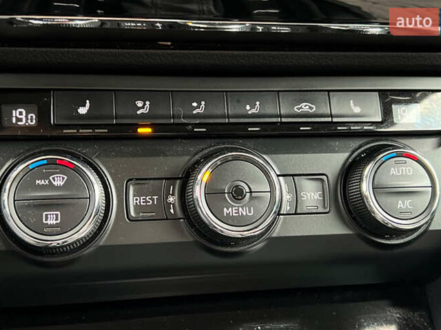 Черный Шкода Суперб, объемом двигателя 1.97 л и пробегом 280 тыс. км за 16700 $, фото 16 на Automoto.ua