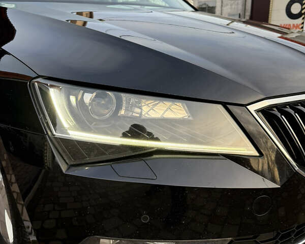 Черный Шкода Суперб, объемом двигателя 2 л и пробегом 252 тыс. км за 16999 $, фото 39 на Automoto.ua