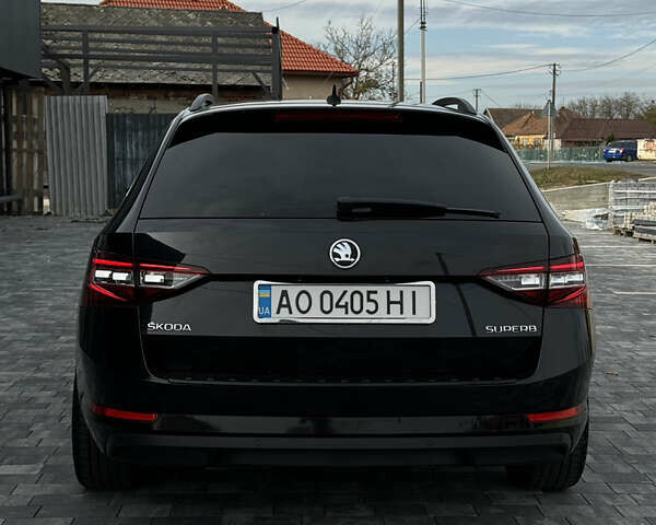 Черный Шкода Суперб, объемом двигателя 1.97 л и пробегом 249 тыс. км за 17600 $, фото 5 на Automoto.ua