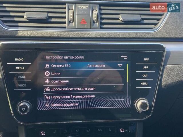 Чорний Шкода Суперб, об'ємом двигуна 2 л та пробігом 269 тис. км за 17700 $, фото 23 на Automoto.ua