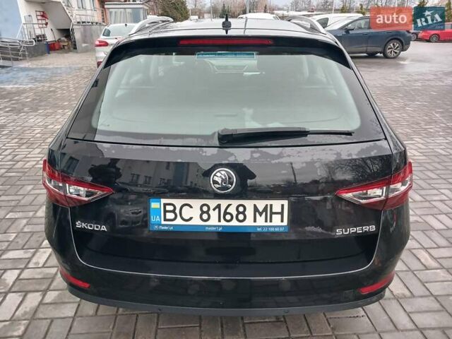 Чорний Шкода Суперб, об'ємом двигуна 1.5 л та пробігом 123 тис. км за 18836 $, фото 4 на Automoto.ua
