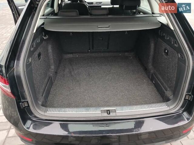 Чорний Шкода Суперб, об'ємом двигуна 1.5 л та пробігом 123 тис. км за 18836 $, фото 11 на Automoto.ua