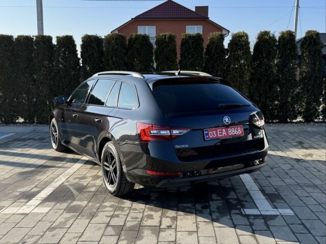 Черный Шкода Суперб, объемом двигателя 2 л и пробегом 205 тыс. км за 17700 $, фото 3 на Automoto.ua