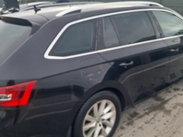 Черный Шкода Суперб, объемом двигателя 2 л и пробегом 290 тыс. км за 435 $, фото 2 на Automoto.ua