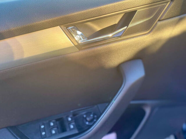 Черный Шкода Суперб, объемом двигателя 2 л и пробегом 260 тыс. км за 17200 $, фото 9 на Automoto.ua