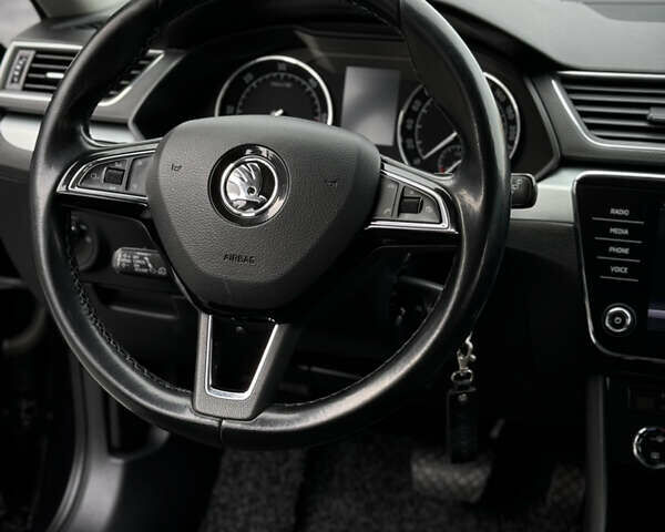 Черный Шкода Суперб, объемом двигателя 1.97 л и пробегом 249 тыс. км за 17600 $, фото 15 на Automoto.ua