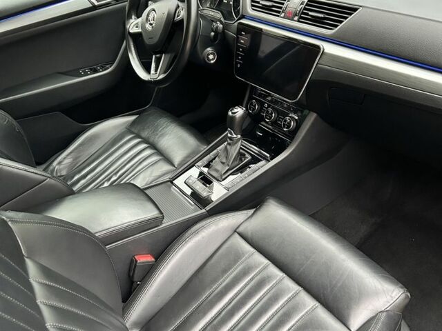 Шкода Суперб 2018 у Рівному на Automoto.ua Чорний Шкода Суперб, об'ємом двигуна 1.6 л та пробігом 187 тис. км за 18000 $, фото 4 на Automoto.ua