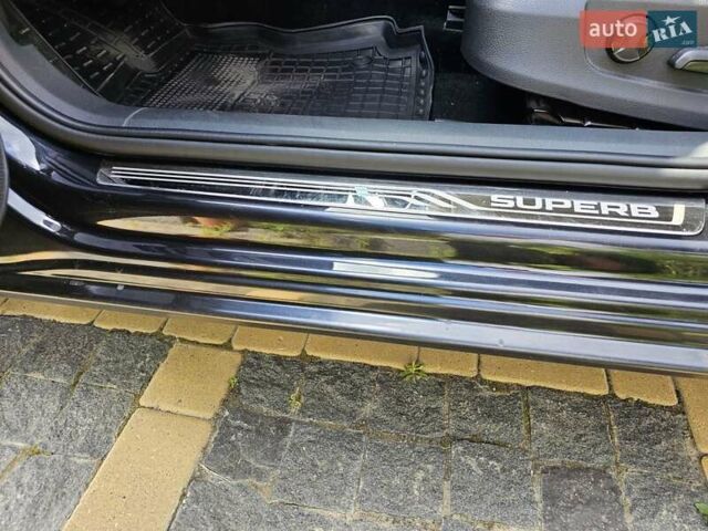 Чорний Шкода Суперб, об'ємом двигуна 2 л та пробігом 250 тис. км за 18700 $, фото 21 на Automoto.ua