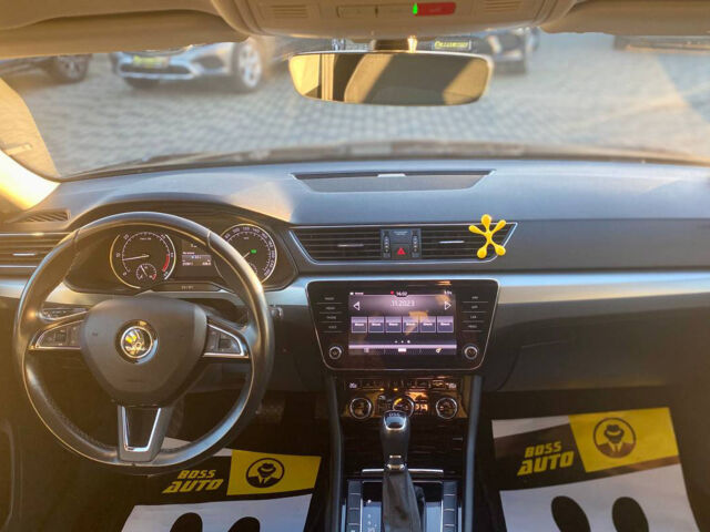 Черный Шкода Суперб, объемом двигателя 2 л и пробегом 260 тыс. км за 17200 $, фото 12 на Automoto.ua