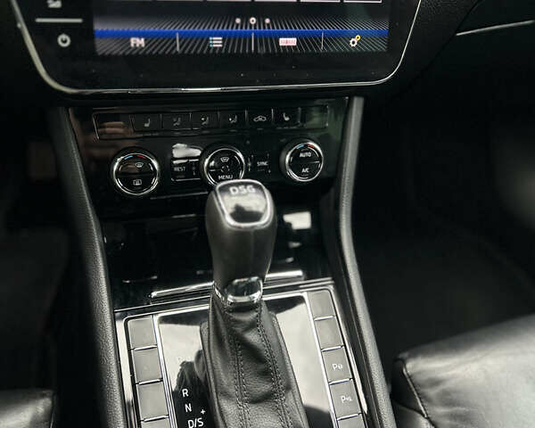 Черный Шкода Суперб, объемом двигателя 1.6 л и пробегом 187 тыс. км за 18000 $, фото 5 на Automoto.ua