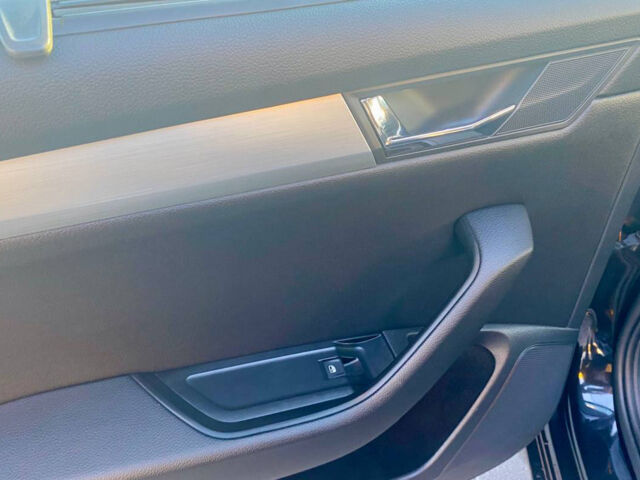 Черный Шкода Суперб, объемом двигателя 2 л и пробегом 260 тыс. км за 17200 $, фото 16 на Automoto.ua