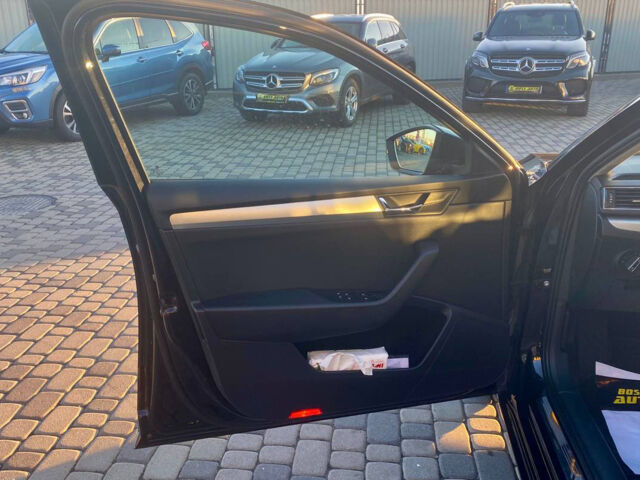 Черный Шкода Суперб, объемом двигателя 2 л и пробегом 260 тыс. км за 17200 $, фото 8 на Automoto.ua