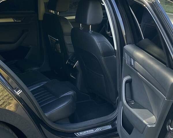Чорний Шкода Суперб, об'ємом двигуна 2 л та пробігом 269 тис. км за 17700 $, фото 9 на Automoto.ua