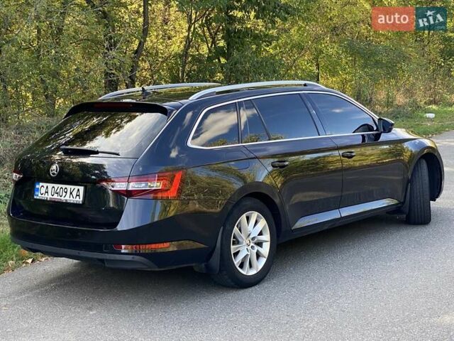 Чорний Шкода Суперб, об'ємом двигуна 2 л та пробігом 269 тис. км за 17700 $, фото 12 на Automoto.ua
