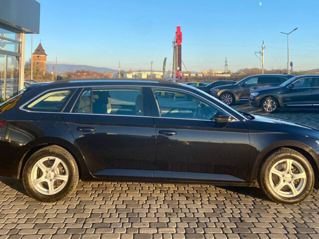 Черный Шкода Суперб, объемом двигателя 2 л и пробегом 260 тыс. км за 17200 $, фото 7 на Automoto.ua