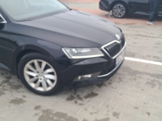 Черный Шкода Суперб, объемом двигателя 2 л и пробегом 290 тыс. км за 435 $, фото 3 на Automoto.ua