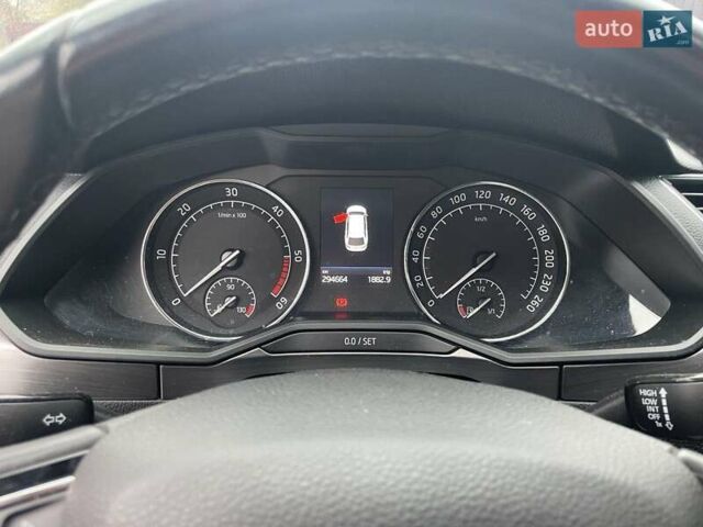 Черный Шкода Суперб, объемом двигателя 1.97 л и пробегом 295 тыс. км за 19000 $, фото 1 на Automoto.ua