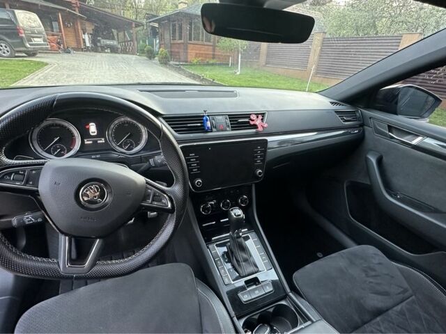 Чорний Шкода Суперб, об'ємом двигуна 2 л та пробігом 3 тис. км за 18300 $, фото 9 на Automoto.ua