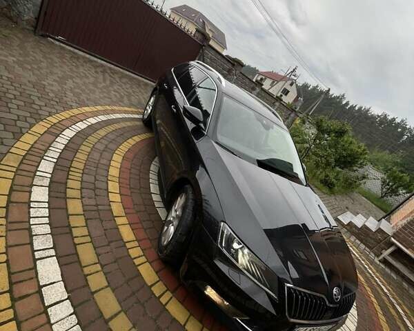 Черный Шкода Суперб, объемом двигателя 1.6 л и пробегом 50 тыс. км за 23000 $, фото 3 на Automoto.ua