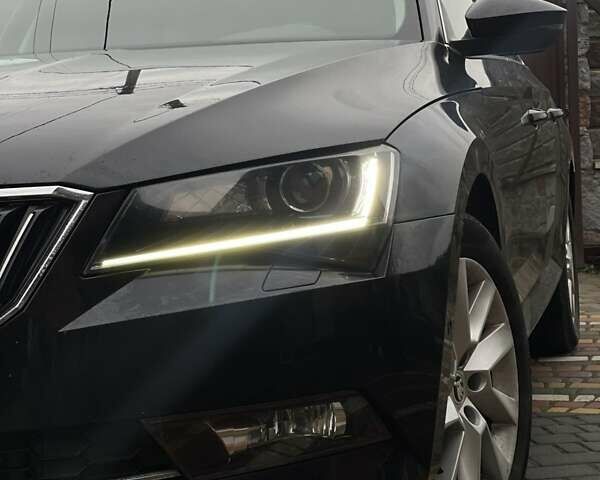 Черный Шкода Суперб, объемом двигателя 1.6 л и пробегом 50 тыс. км за 23000 $, фото 10 на Automoto.ua