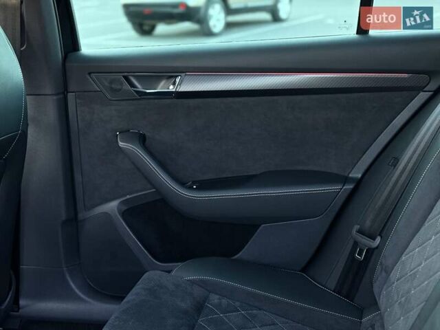 Черный Шкода Суперб, объемом двигателя 1.97 л и пробегом 155 тыс. км за 28400 $, фото 24 на Automoto.ua