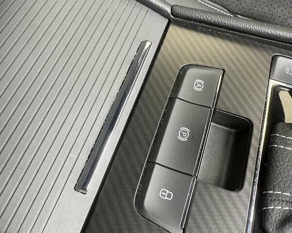 Черный Шкода Суперб, объемом двигателя 1.97 л и пробегом 237 тыс. км за 24850 $, фото 82 на Automoto.ua