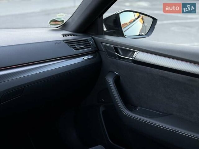 Черный Шкода Суперб, объемом двигателя 1.97 л и пробегом 155 тыс. км за 28400 $, фото 29 на Automoto.ua