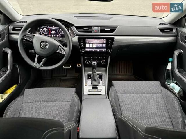 Черный Шкода Суперб, объемом двигателя 2 л и пробегом 220 тыс. км за 25000 $, фото 12 на Automoto.ua