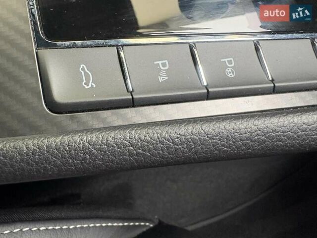 Черный Шкода Суперб, объемом двигателя 1.97 л и пробегом 237 тыс. км за 24850 $, фото 66 на Automoto.ua